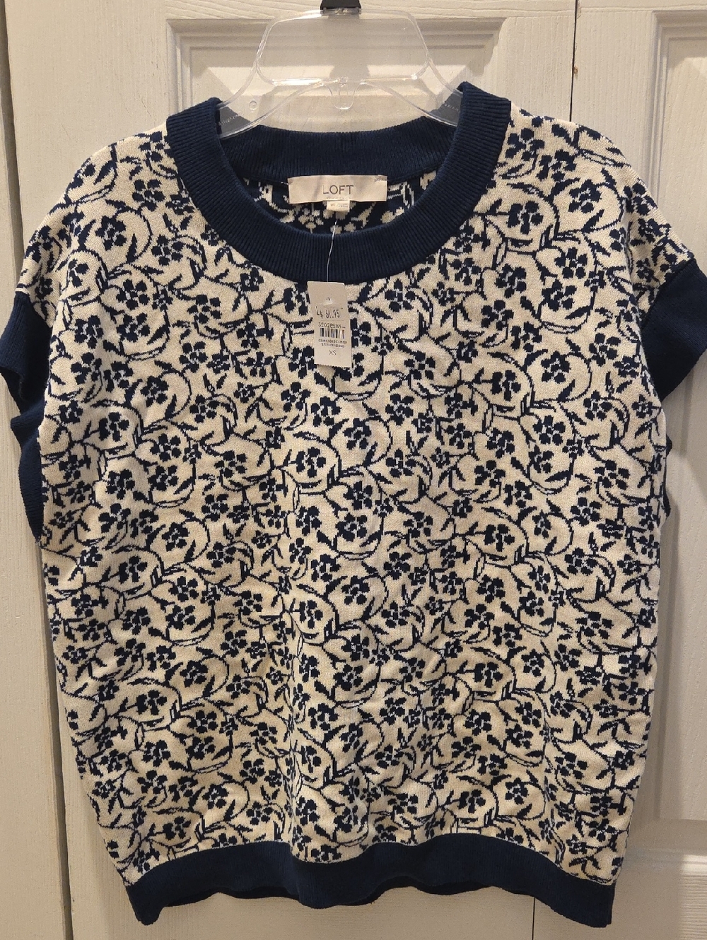 LOFT Navy and White Floral Jacquard Short Sleeve Sweater Top